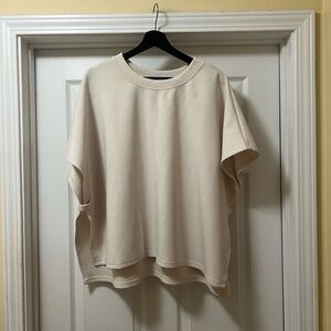 P cill James Cape Boxy Short Sleeve Tee in Cream